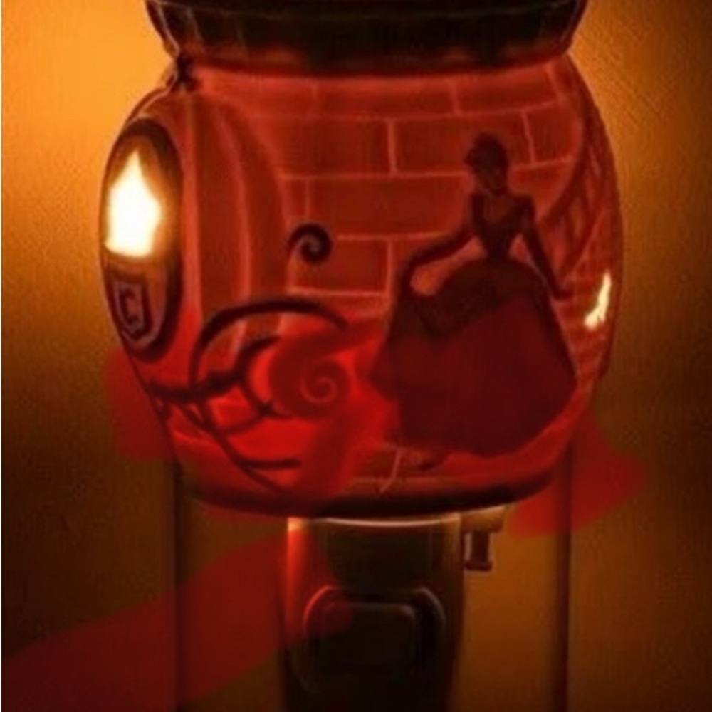 Scentsy Cinderella Scentsy Mini Warmer - NEW IN BOX - Picture 7 of 7